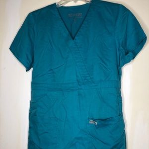 Teal Grey’s Anatomy top size M - great condition